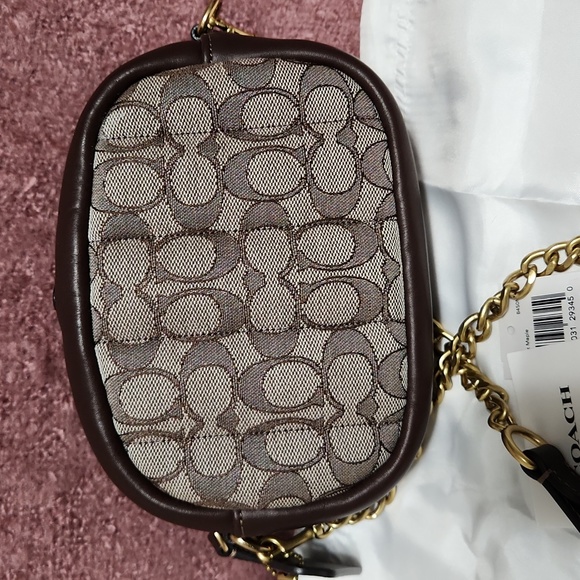 Coach camera bag - Picture 6 of 11